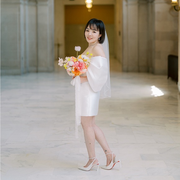 Solace London Elina Modern Bridal Short Wedding Dress - Picture 2 of 4